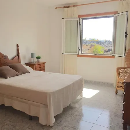 Pura Lava Feriehus *